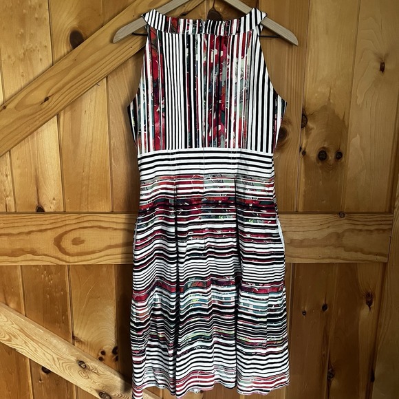 Nine West‎ Pleated Sundress Womens Size 12 Colorful Striped Pockets Sleeveless - Picture 2 of 10